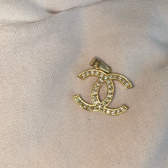 14KT REAL Gold and diamonds Women's Pendant